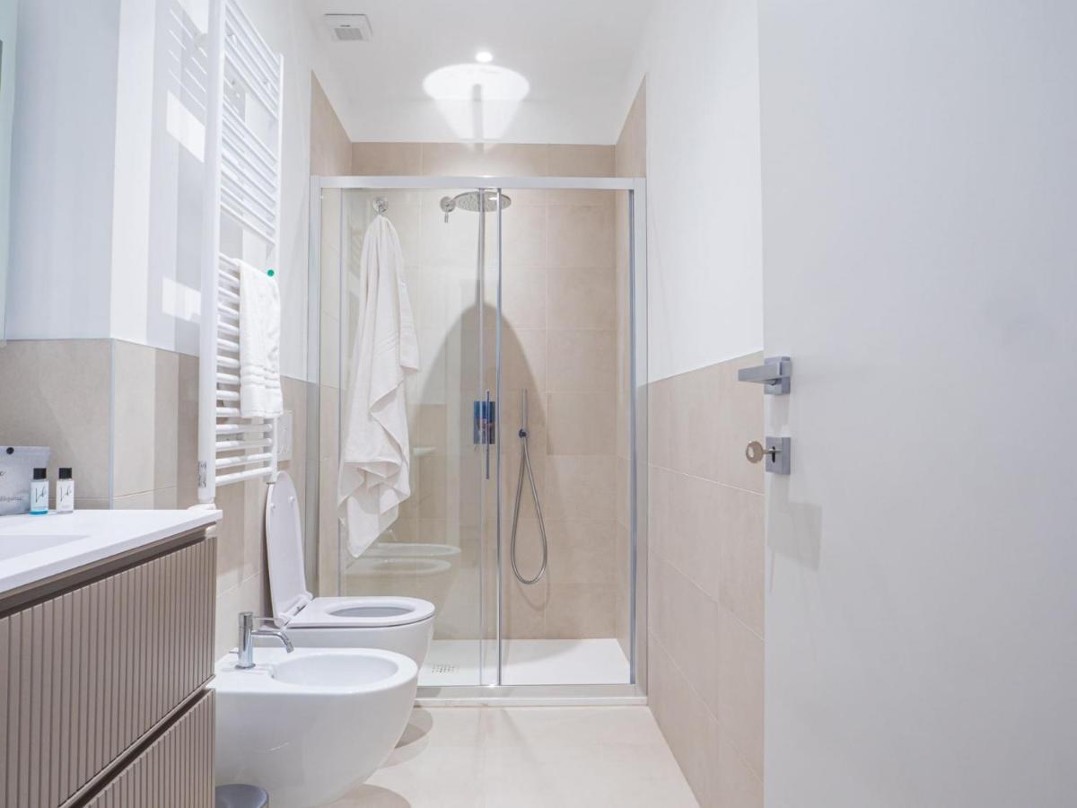 The Best Rent - Modern Apartment Near Corso Buenos Aires Milano Exterior foto