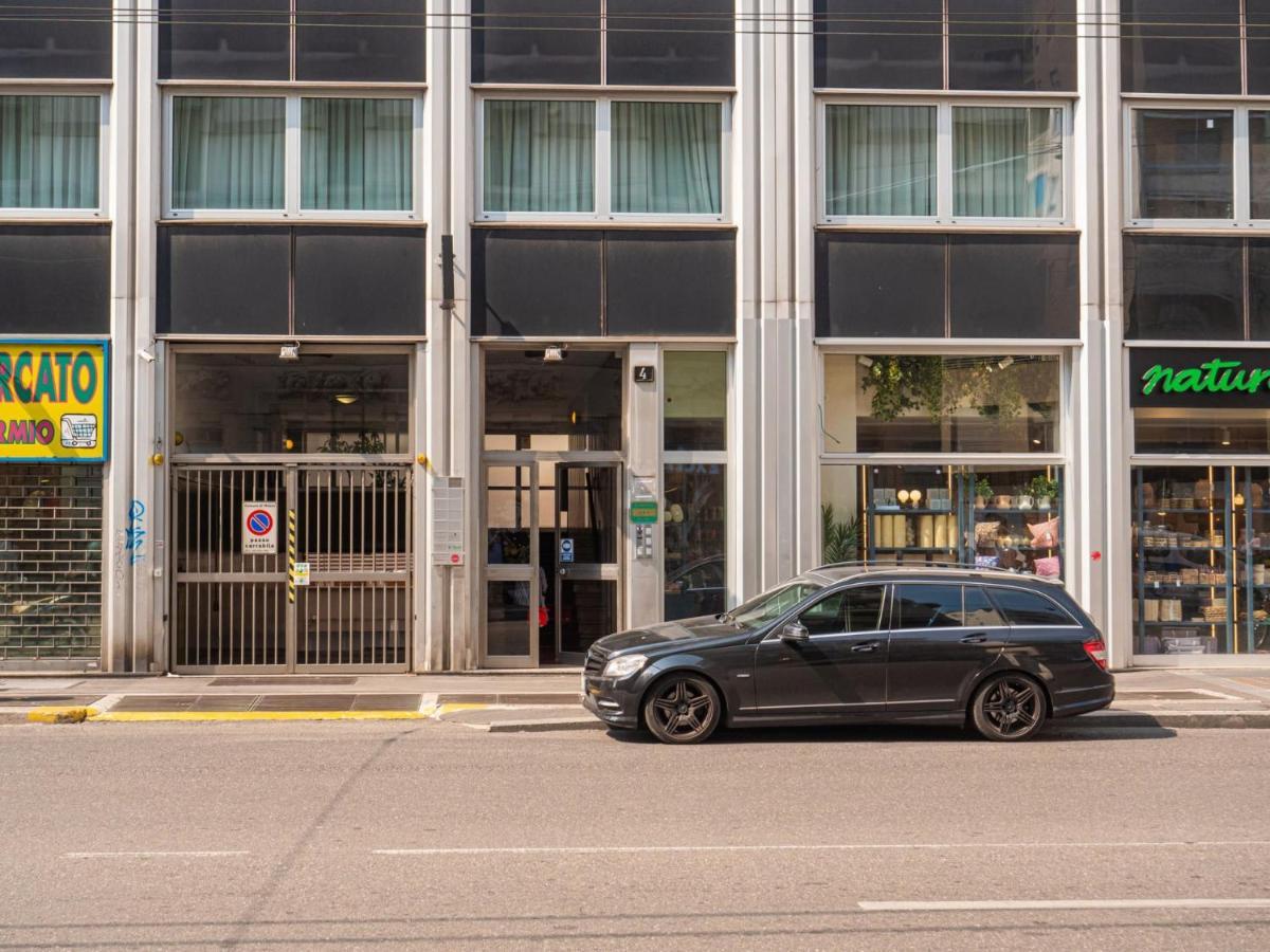 The Best Rent - Modern Apartment Near Corso Buenos Aires Milano Exterior foto